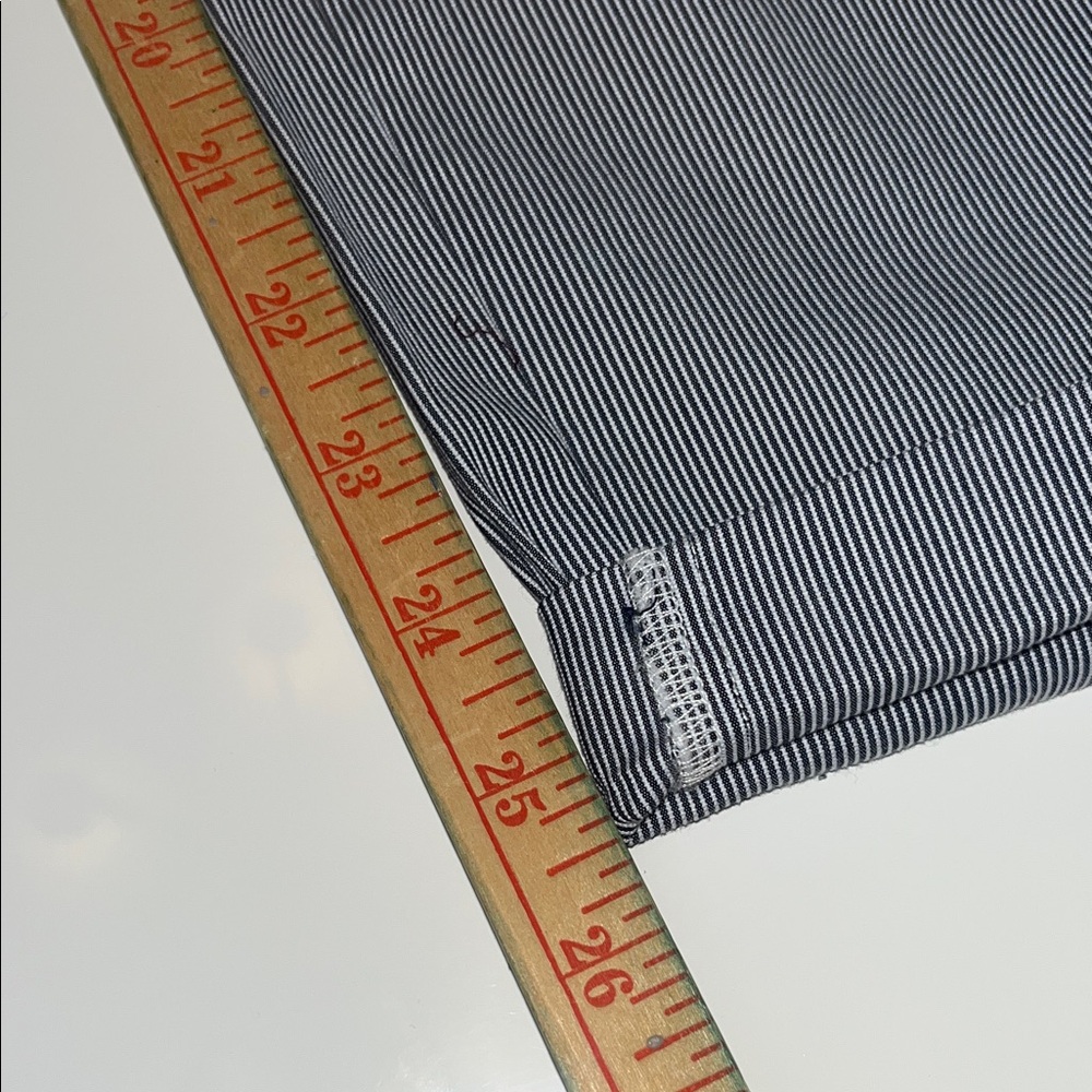 #188 Tommy Hilfiger Women’s capri Blue Striped Pants  NWT - Picture 11 of 11